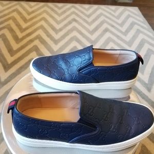 Gucci Signature Slip-On Sneakers 38/ 8.5 Women